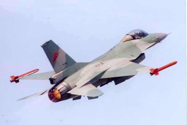 f016